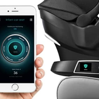 4MOMS SELF-INSTALLING CAR SEAT